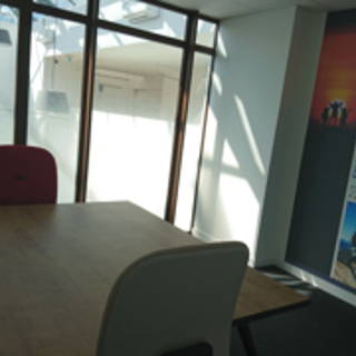 Bureau privé 11 m² 2 postes Coworking Rue du Bas Village Cesson-Sévigné 35510 - photo 6